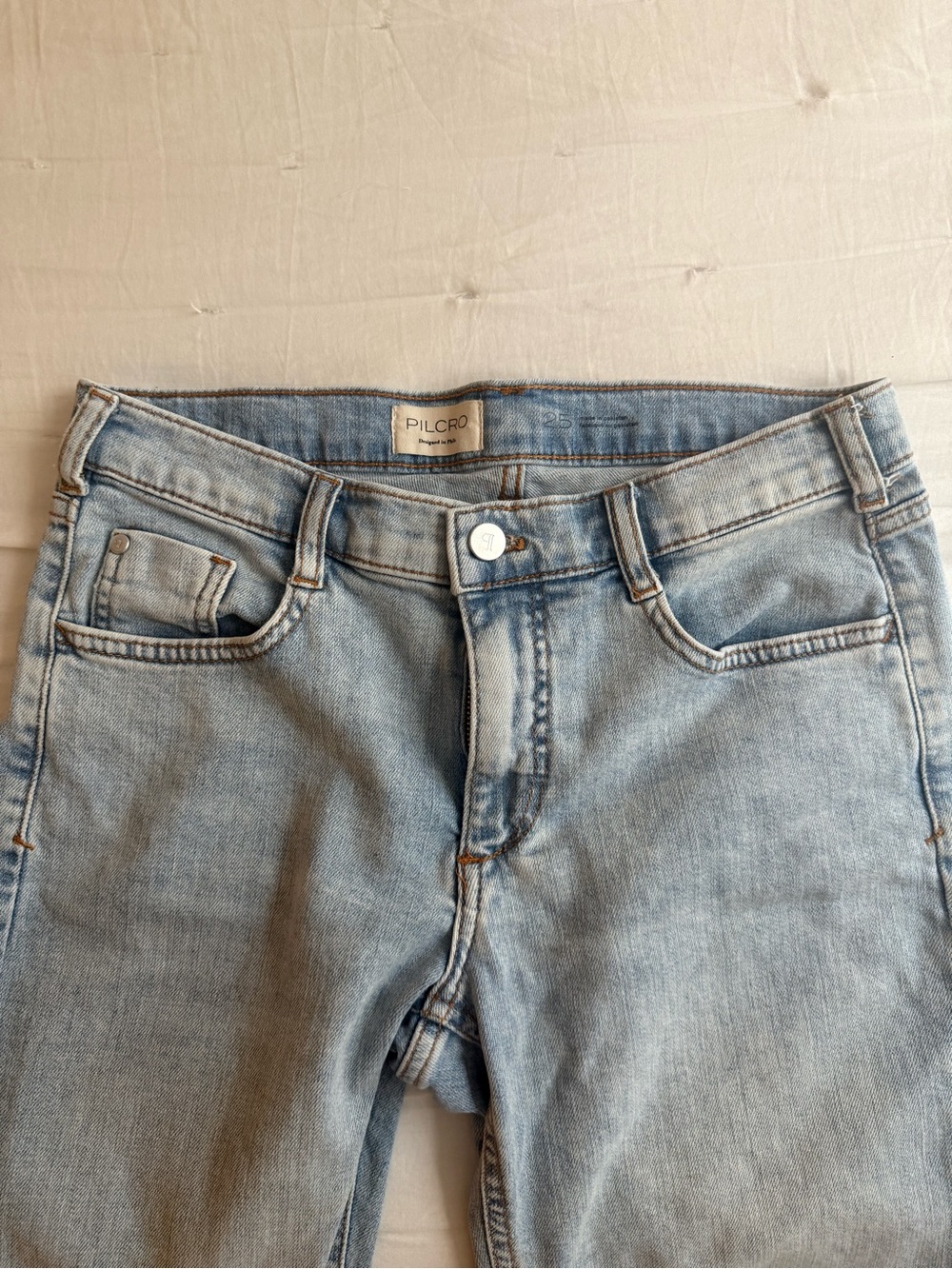 Pilcro (Anthropologie) light blue jeans